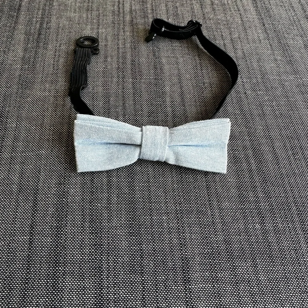 Toddler Light Blue Bow Tie